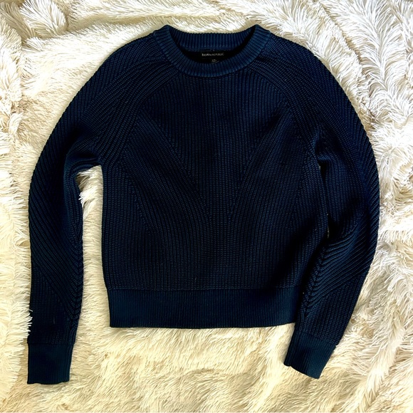 Thick Banana Republic knit sweater - Picture 1 of 6